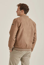 Load image into Gallery viewer, Erla beige lightweight jacket
