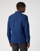 Load image into Gallery viewer, Wrangler navy striped shirt
