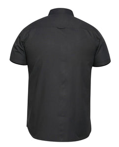 D555 black short sleeve shirt