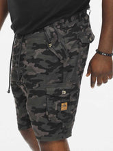 Load image into Gallery viewer, D555 camouflage print cargo shorts
