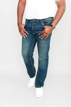 Load image into Gallery viewer, D555 mid blue stretch denim jeans
