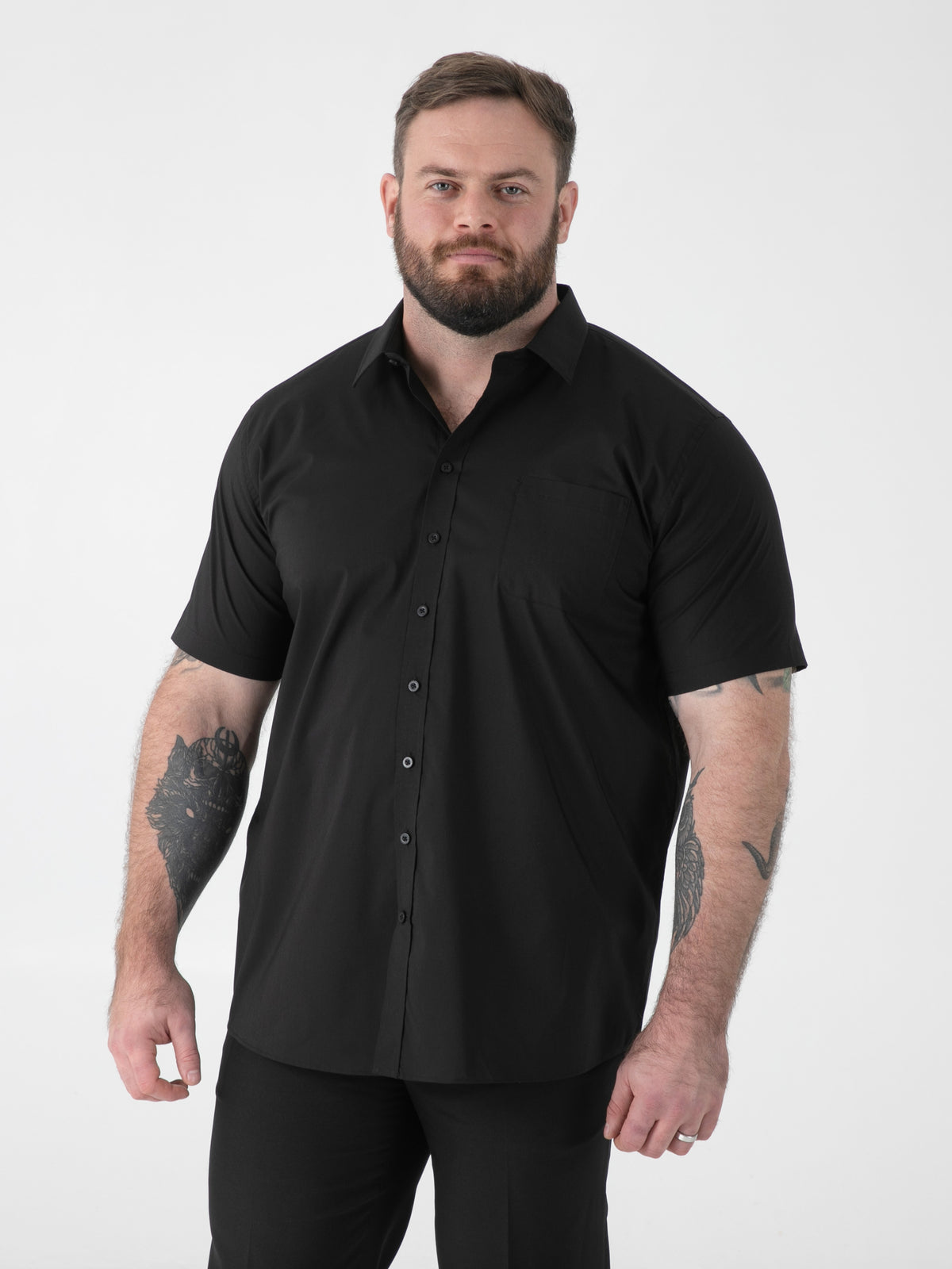 D55 black short sleeve shirt