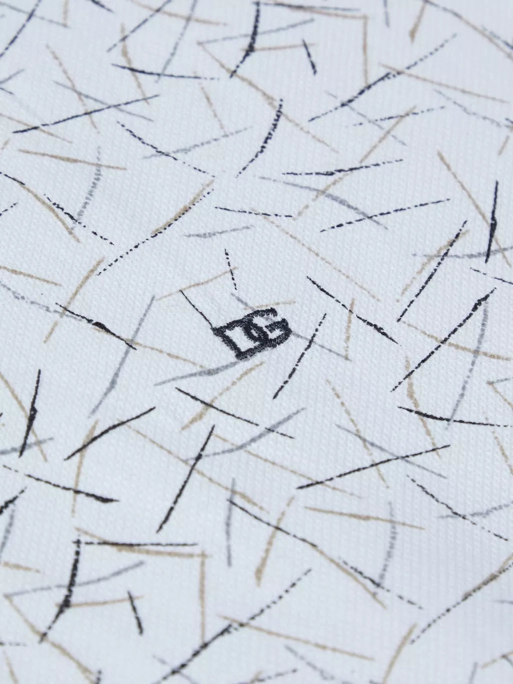 Drifter black and white shirt