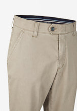Load image into Gallery viewer, Club Of Comfort light beige cotton trousers
