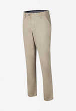 Load image into Gallery viewer, Club Of Comfort light beige cotton trousers
