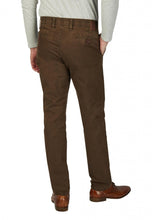 Load image into Gallery viewer, Club Of Comfort Garvey Trousers 7824 Br K
