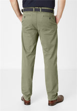Load image into Gallery viewer, Redpoint green chino trousers
