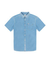 Load image into Gallery viewer, Wrangler short sleeve light blue denim shirt
