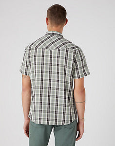 Wrangler black and green check short sleeve shirt