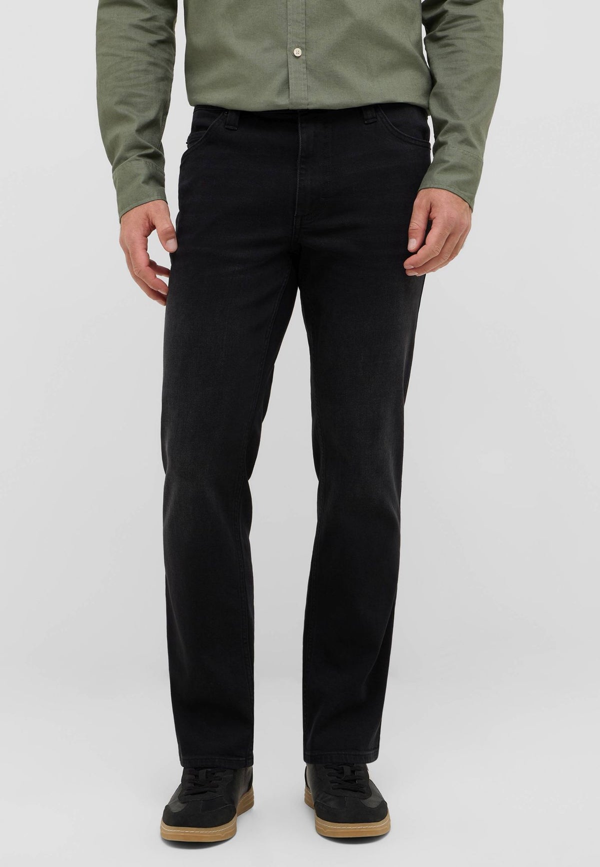 Mustang Tramper black denim jeans