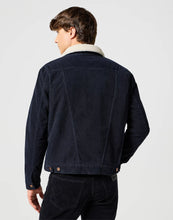 Load image into Gallery viewer, Wrangler black corduroy fur lined jacket
