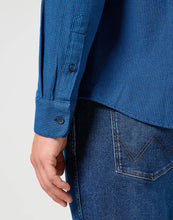 Load image into Gallery viewer, Wrangler blue long sleeve shirt
