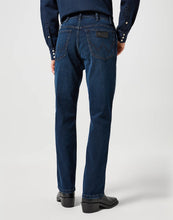 Load image into Gallery viewer, Wrangler navy jeans
