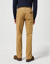 Load image into Gallery viewer, Wrangler beige corduroy jeans
