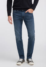 Load image into Gallery viewer, Mustang Washington Jeans 881 R
