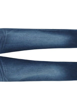 Load image into Gallery viewer, Mustang Oregon Tapered Jeans 983 K
