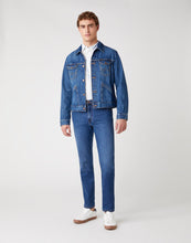 Load image into Gallery viewer, Wrangler Texas Cool Wing Blue Jeans
