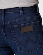 Load image into Gallery viewer, Wrangler Texas Dark Blue Denm Jeans
