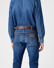 Load image into Gallery viewer, Wrangler Brown Jeans Belt
