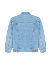 Load image into Gallery viewer, Wrangler light blue denim jacket
