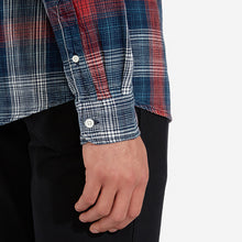 Load image into Gallery viewer, Wrangler Check Shirt

