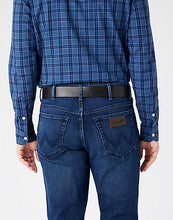 Load image into Gallery viewer, Wranglr Black Jeans Belt

