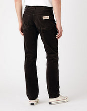 Load image into Gallery viewer, Texas Slim brown Wrangler cord jeans
